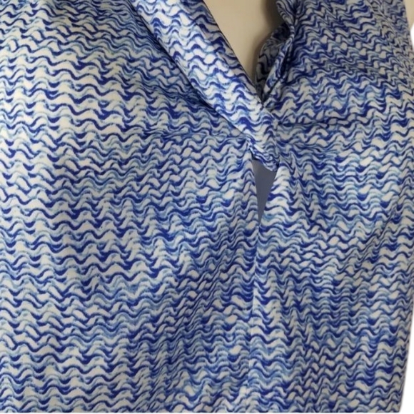 Ann Taylor Sleevless Blouse - Picture 2 of 7